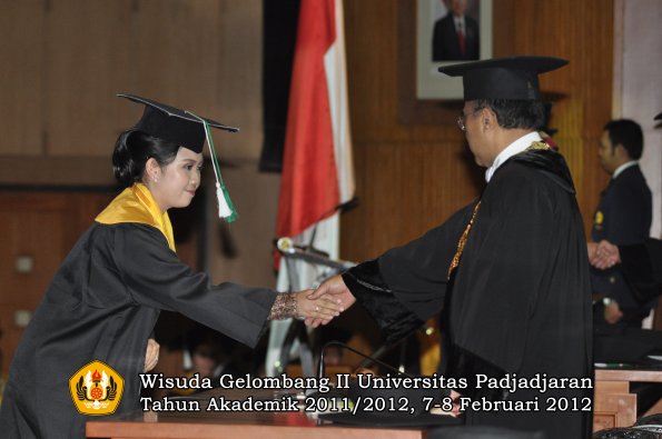 wisuda-fakultas-pertanian-oleh-rektor-047-copy