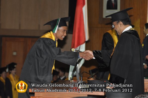 wisuda-fakultas-pertanian-oleh-rektor-050-copy