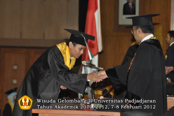 wisuda-fakultas-pertanian-oleh-rektor-079-copy