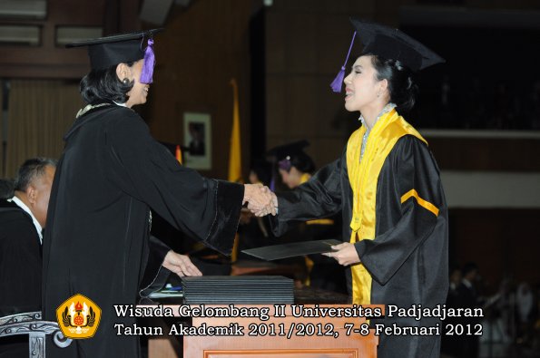 wisuda-fakultas-psikologi-oleh-dekan-042-copy