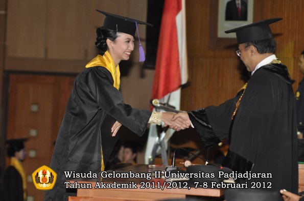 wisuda-fakultas-psikologi-oleh-rektor-032-copy