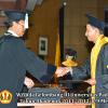 wisuda-unpad-gel-iii-2011_2012-fakultas-ilmu-budaya-oleh-dekan_024