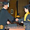 wisuda-unpad-gel-iii-2011_2012-fakultas-ilmu-budaya-oleh-dekan_030