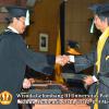 wisuda-unpad-gel-iii-2011_2012-fakultas-ilmu-budaya-oleh-dekan_035