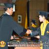 wisuda-unpad-gel-iii-2011_2012-fakultas-ilmu-budaya-oleh-dekan_042