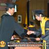 wisuda-unpad-gel-iii-2011_2012-fakultas-ilmu-budaya-oleh-dekan_047