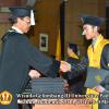 wisuda-unpad-gel-iii-2011_2012-fakultas-ilmu-budaya-oleh-dekan_058