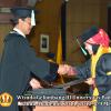 wisuda-unpad-gel-iii-2011_2012-fakultas-ilmu-budaya-oleh-dekan_079