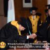 wisuda-unpad-gel-iii-2011_2012-fakultas-ilmu-budaya-oleh-rektor_012