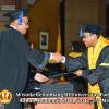 wisuda-unpad-gel-iii-2011_2012-fakultas-isip-oleh-dekan-026