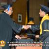 wisuda-unpad-gel-iii-2011_2012-fakultas-isip-oleh-dekan-033