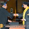 wisuda-unpad-gel-iii-2011_2012-fakultas-isip-oleh-dekan-074