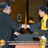 wisuda-unpad-gel-iii-2011_2012-fakultas-isip-oleh-dekan-161