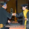 wisuda-unpad-gel-iii-2011_2012-fakultas-isip-oleh-dekan-184