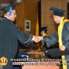 wisuda-unpad-gel-iii-2011_2012-fakultas-isip-oleh-dekan-200