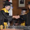 wisuda-unpad-gel-iii-2011_2012-fakultas-isip-oleh-rektor-098