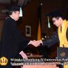 wisuda-unpad-gel-iv-2011_2012-fakultas-farmasi-oleh-dekan-146