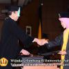 wisuda-unpad-gel-iv-2011_2012-fakultas-farmasi-oleh-dekan-214