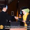 wisuda-unpad-gel-iv-2011_2012-fakultas-ilmu-keperawatan-oleh-dekan-057