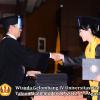 wisuda-unpad-gel-iv-2011_2012-fakultas-ilmu-keperawatan-oleh-dekan-060