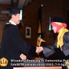 wisuda-unpad-gel-iv-2011_2012-fakultas-ilmu-budaya-oleh-dekan-197