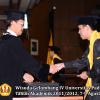 wisuda-unpad-gel-iv-2011_2012-fakultas-ilmu-budaya-oleh-dekan-236