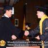 wisuda-unpad-gel-iv-2011_2012-fakultas-ilmu-budaya-oleh-dekan-240