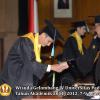 wisuda-unpad-gel-iv-2011_2012-fakultas-ilmu-budaya-oleh-rektor-093