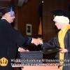 wisuda-unpad-gel-iv-2011_2012-fakultas-isip-oleh-dekan-161